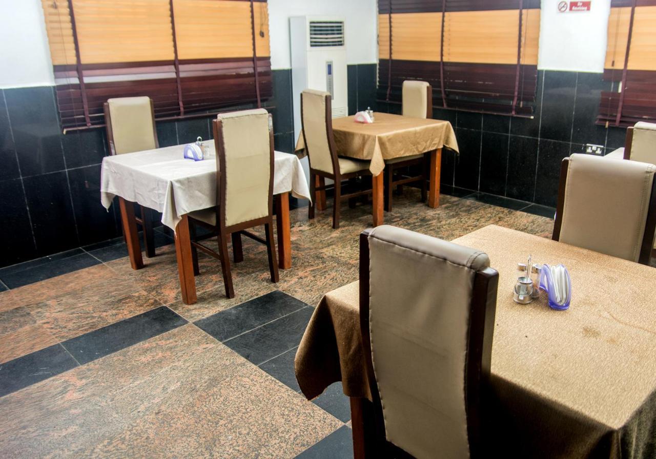 Presken Hotel @Villa Ikeja Ngoại thất bức ảnh