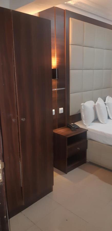 Presken Hotel @Villa Ikeja Ngoại thất bức ảnh