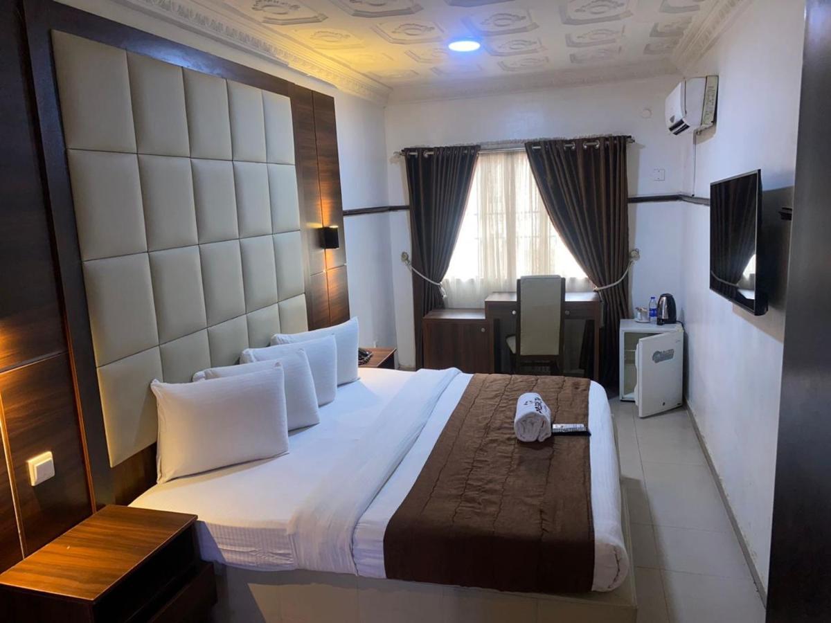 Presken Hotel @Villa Ikeja Ngoại thất bức ảnh